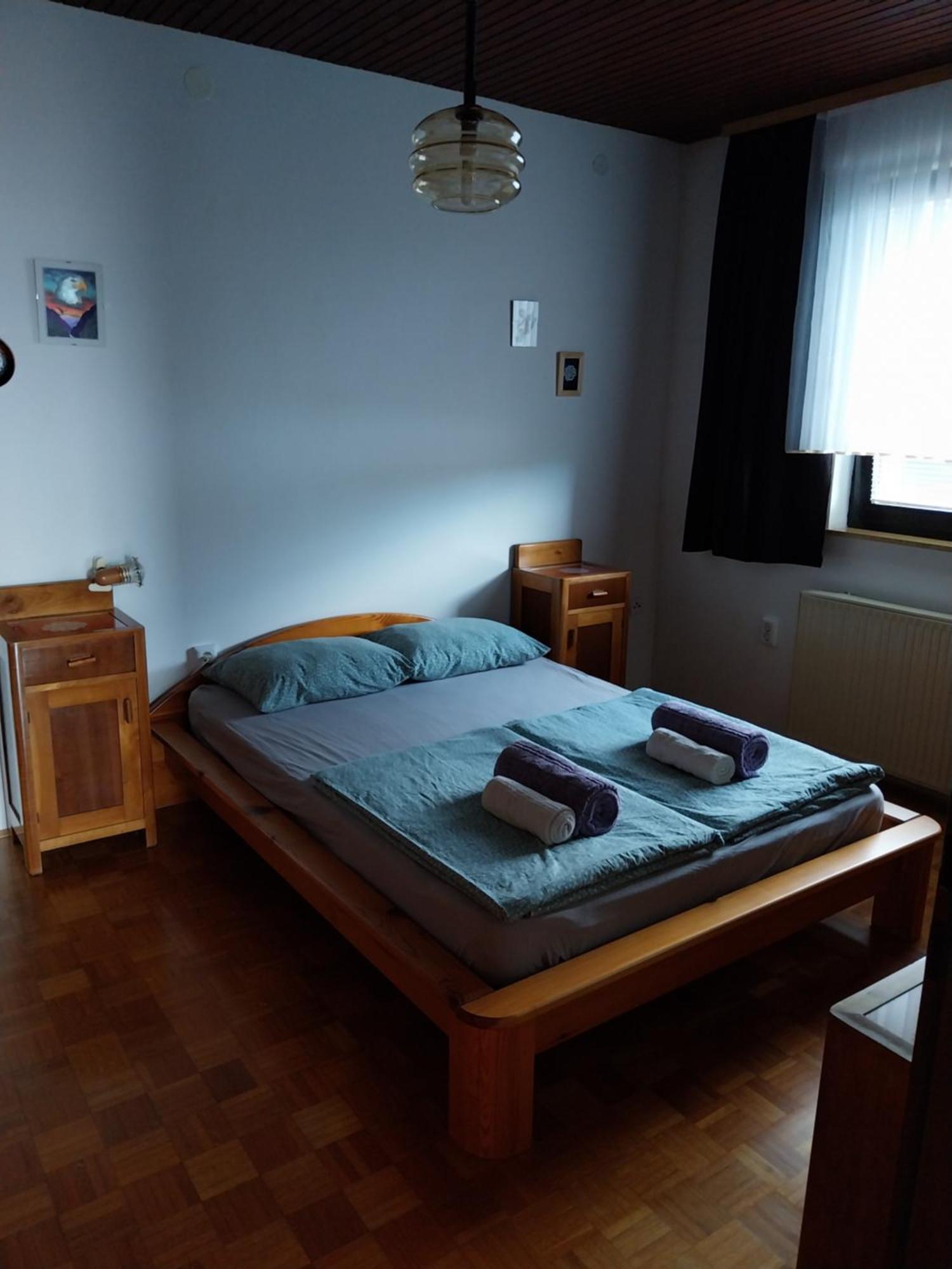 Apartment Katrin Zirovnica Bagian luar foto